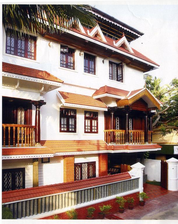 Hotel White Rose Kochi Eksteriør bilde