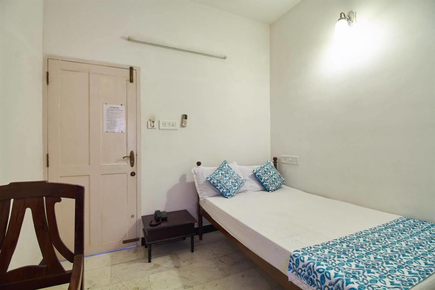 Hotel White Rose Kochi Eksteriør bilde