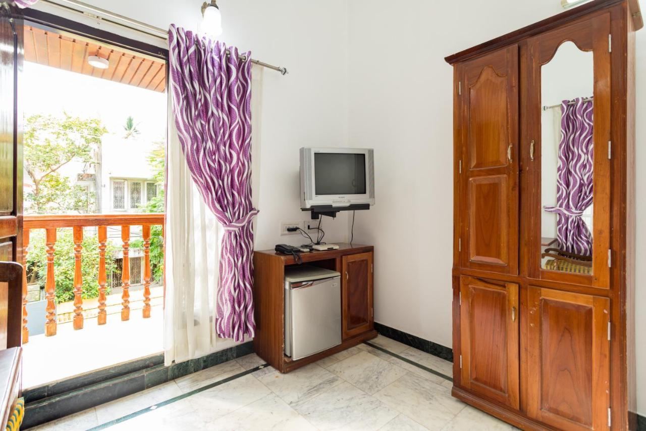 Hotel White Rose Kochi Eksteriør bilde